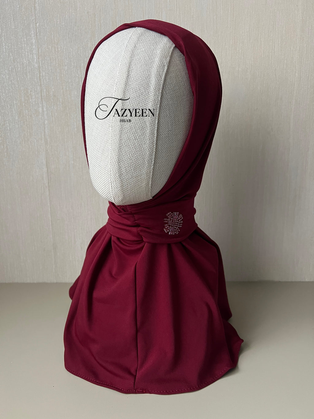 Cagoule hijab à strass bordeaux