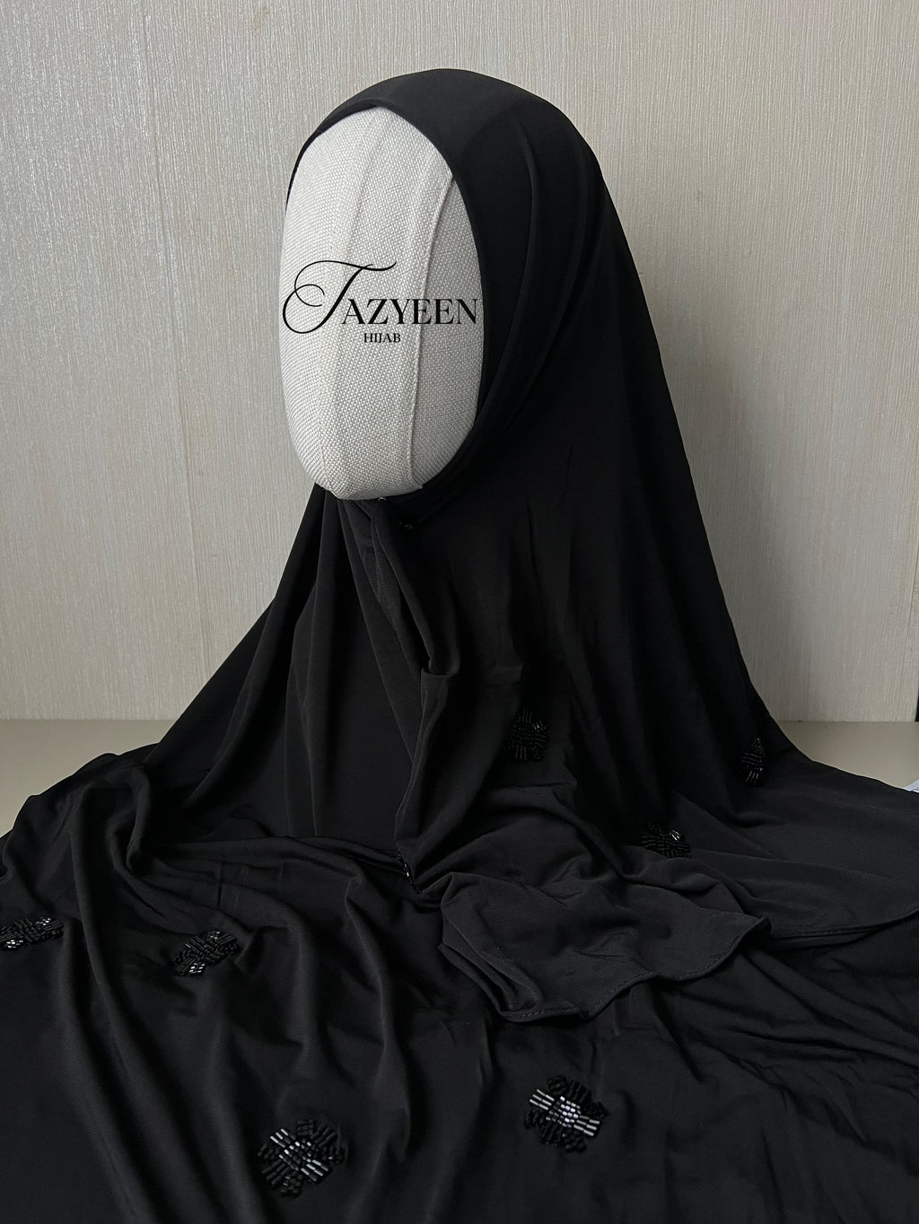 Hijab jersey à strass noir
